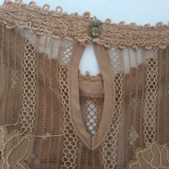 Taylor & Sage women's size M brown floral top - Picture 11 of 14